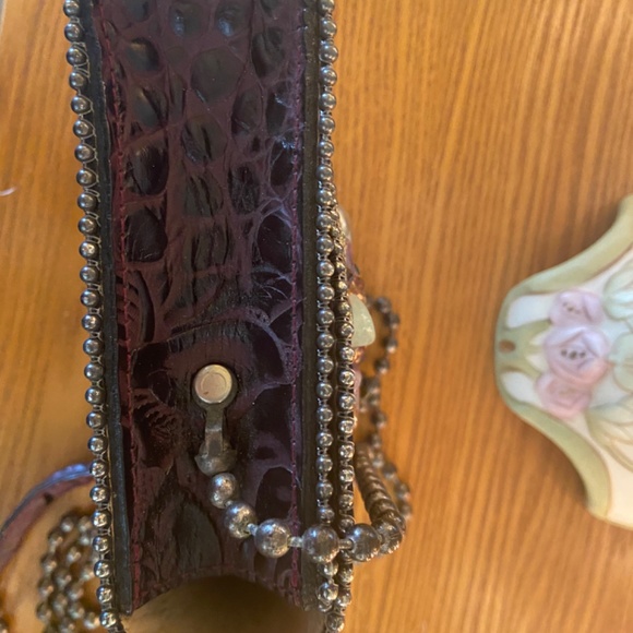 Lovely Leatherock Purple Croc Embossed Bag - Picture 13 of 13